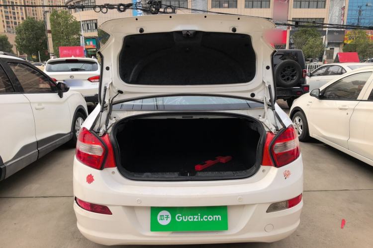Used Cowin C3 2015 1.5L AMT Gold Diamond Edition Trunk