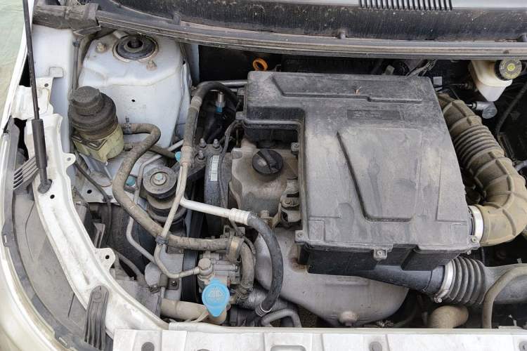 Used Cowin C3 2016 1.5L Automatic Hongzuan Edition Engine Bay Right