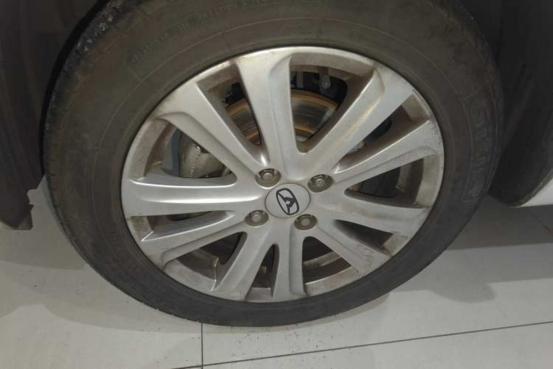 Used Cowin C3 2016 1.5L Automatic Hongzuan Edition Exterior 3