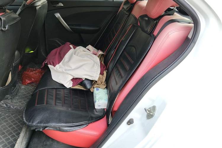 Used Cowin C3 2016 1.5L Automatic Hongzuan Edition Left Rear Seat