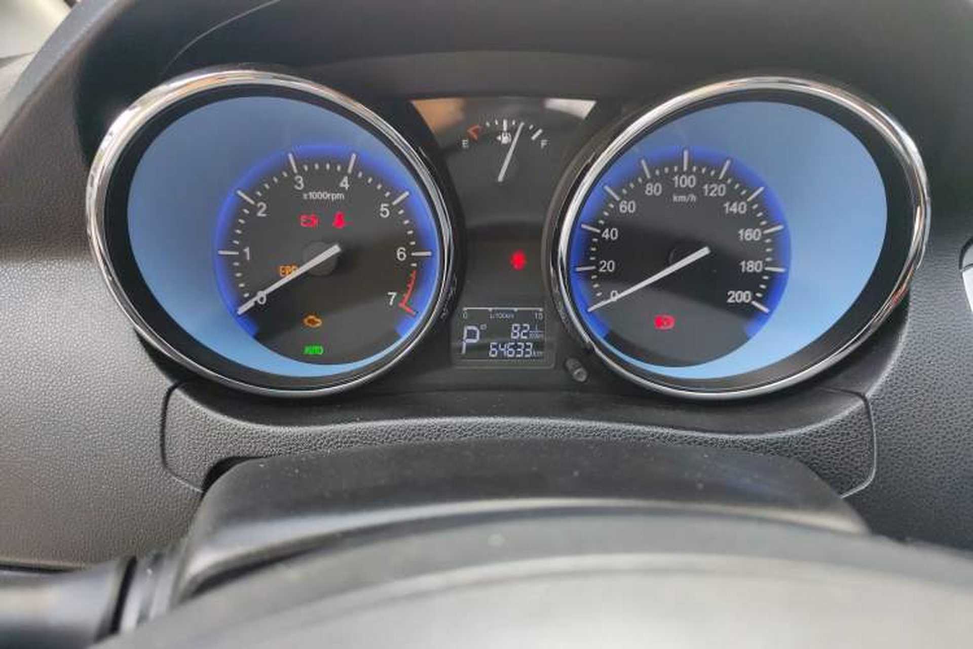 Used Cowin C3 2016 1.5L Automatic Hongzuan Edition Odometer Close Up