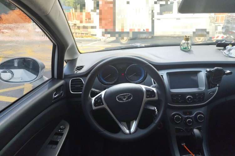 Used Cowin C3 2016 1.5L Automatic Hongzuan Edition Steering Wheel
