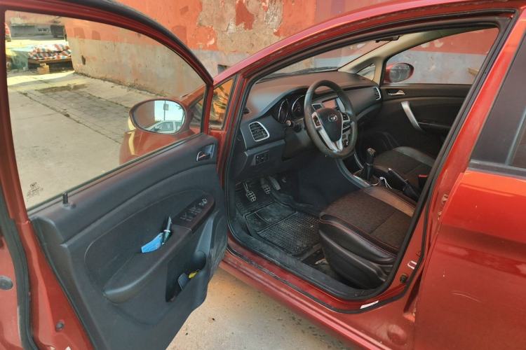 Used Cowin C3R 2015 1.5L Manual Gold Diamond Edition Driver Seat