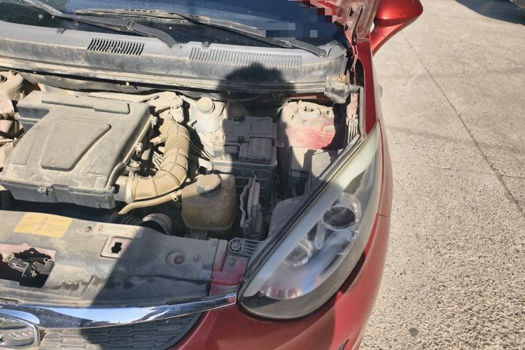 Used Cowin C3R 2015 1.5L Manual Gold Diamond Edition Engine Bay Left