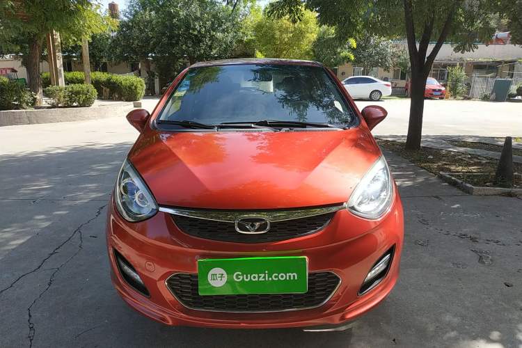 Used Cowin C3R 2015 1.5L AMT Gold Diamond Edition Front