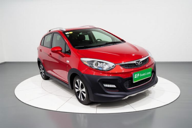 Used Cowin C3R 2015 1.5L AMT Gold Diamond Edition Front Right 45 Deg