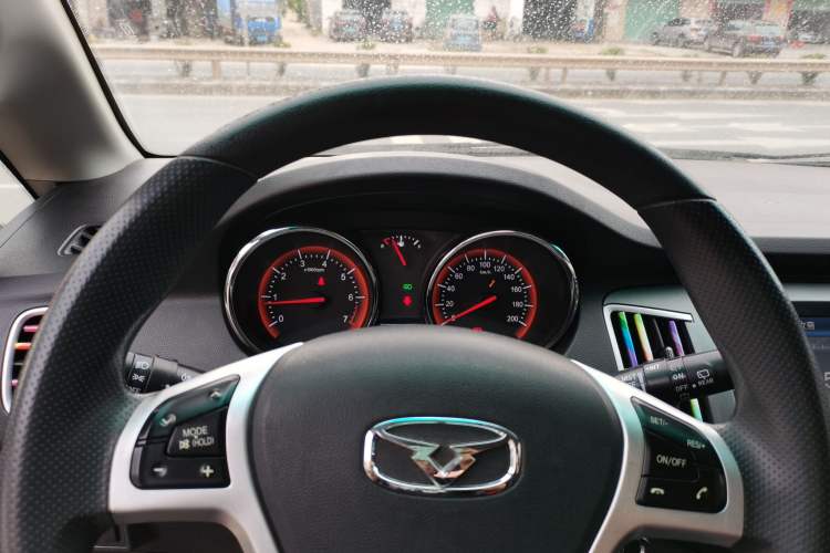 Used Cowin C3R 2015 1.5L Manual Gold Diamond Edition Instrument Cluster