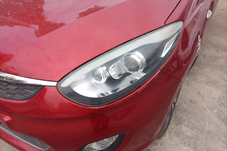 Used Cowin C3R 2015 1.5L Manual Yellow Diamond Edition Left Front Headlight