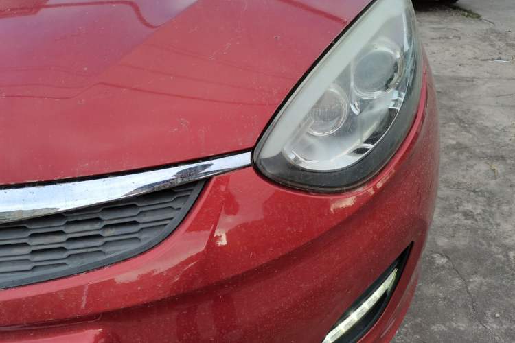 Used Cowin C3R 2015 1.5L Manual Gold Diamond Edition Left Front Headlight