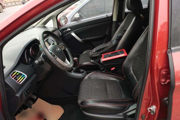 Used Cowin C3R 2015 1.5L Manual Gold Diamond Edition Left Front Seat