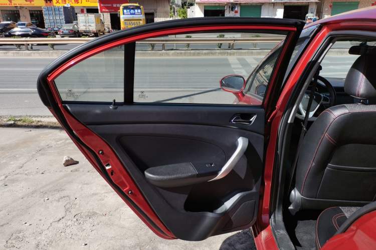 Used Cowin C3R 2015 1.5L Manual Gold Diamond Edition Left Rear Door Interior