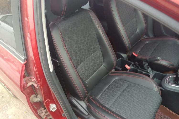 Used Cowin C3R 2015 1.5L Manual Yellow Diamond Edition Right Front Seat