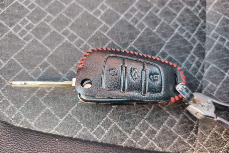 Used Cowin C3R 2015 1.5L Manual Gold Diamond Edition Vehicle Key