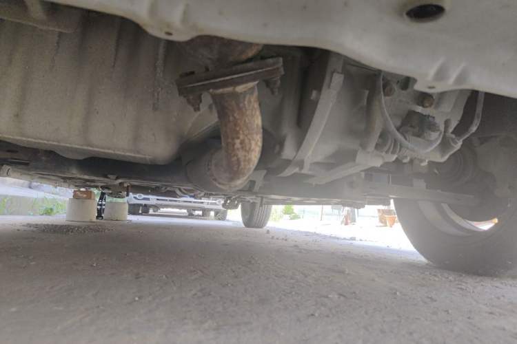 Used Cowin C3R 2015 1.5L Manual Gold Diamond Edition Chassis Front