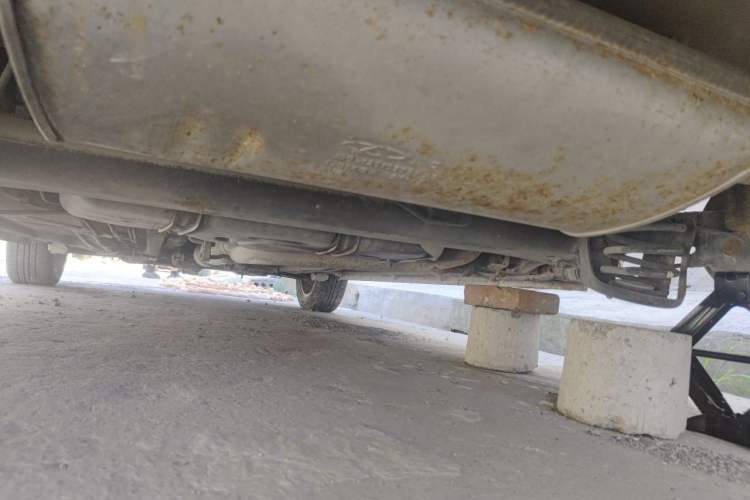 Used Cowin C3R 2015 1.5L Manual Gold Diamond Edition Chassis Rear