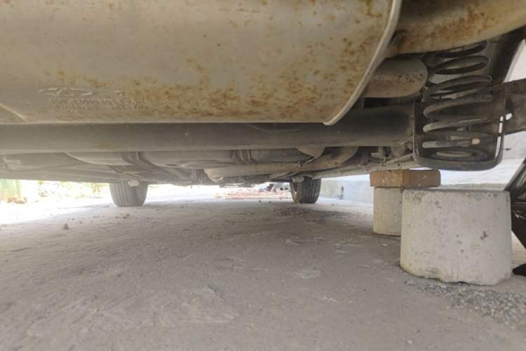 Used Cowin C3R 2015 1.5L Manual Gold Diamond Edition Chassis Rear Right