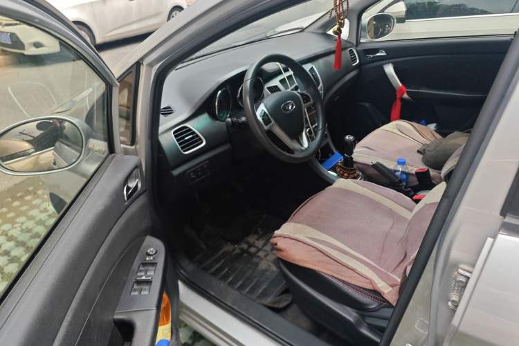 Used Cowin C3R 2015 1.5L Manual Gold Diamond Edition Driver Seat