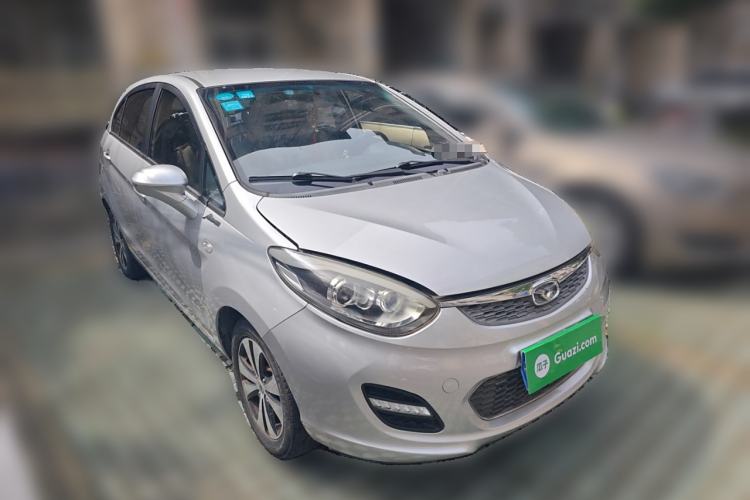 Used Cowin C3R 2015 1.5L Manual Gold Diamond Edition Front Right 45 Deg