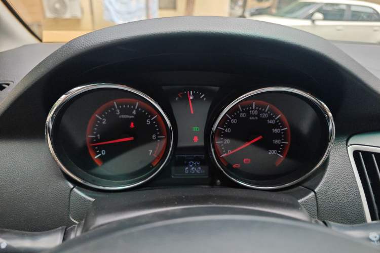 Used Cowin C3R 2015 1.5L Manual Gold Diamond Edition Instrument Cluster
