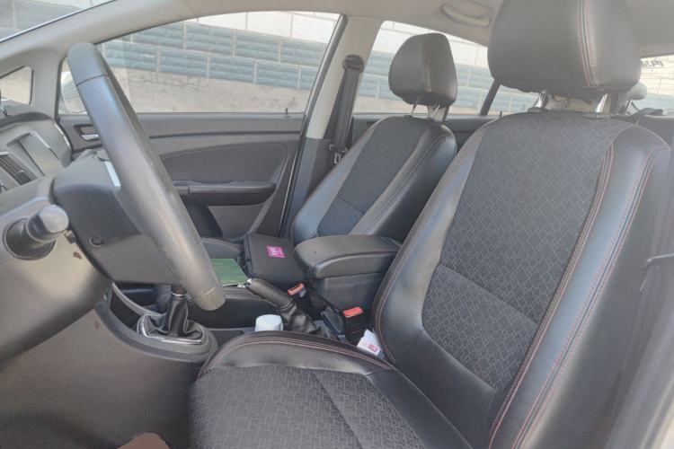 Used Cowin C3R 2015 1.5L Manual Gold Diamond Edition Left Front Seat