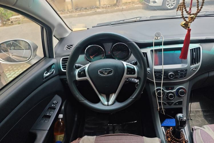 Used Cowin C3R 2015 1.5L Manual Gold Diamond Edition Steering Wheel