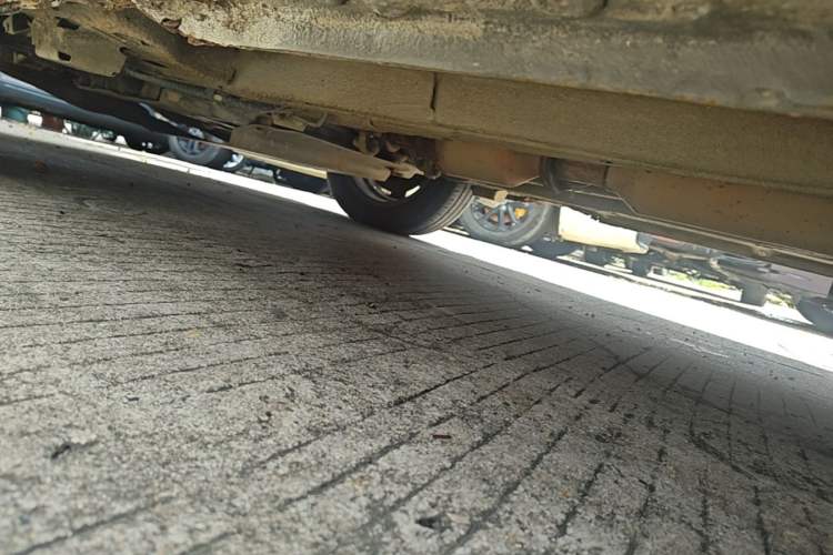 Used Cowin C3R 2015 1.5L AMT Gold Diamond Edition Chassis Front Left