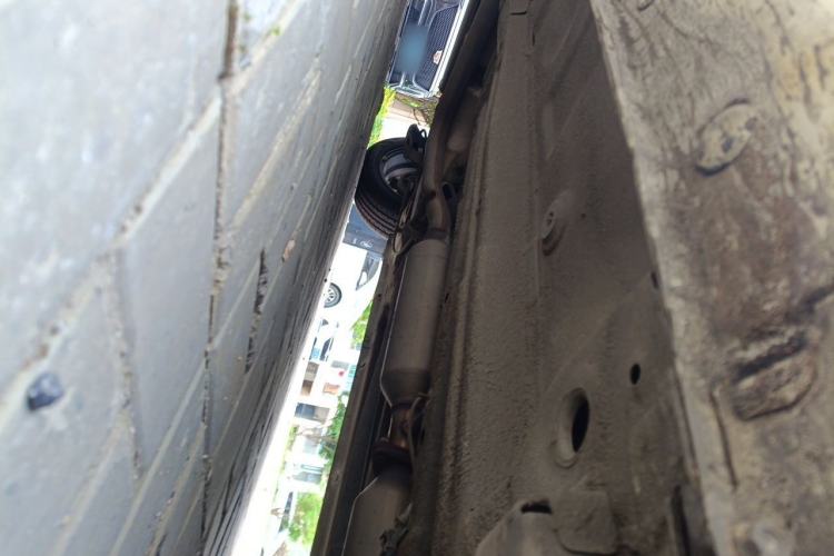 Used Cowin C3R 2015 1.5L AMT Gold Diamond Edition Chassis Front Right