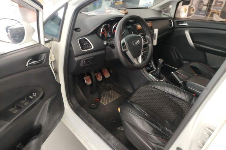 Used Cowin C3R 2015 1.5L Manual Gold Diamond Edition Driver Seat