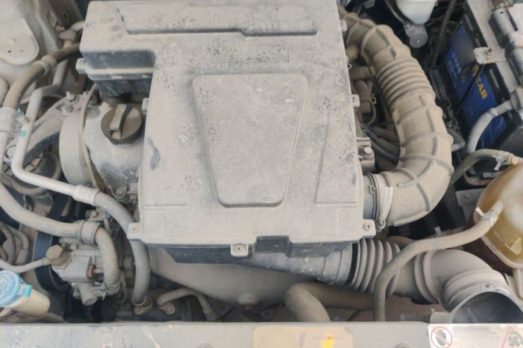 Used Cowin C3R 2015 1.5L Manual Yellow Diamond Edition Engine Bay