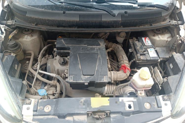 Used Cowin C3R 2015 1.5L Manual Gold Diamond Edition Engine Bay