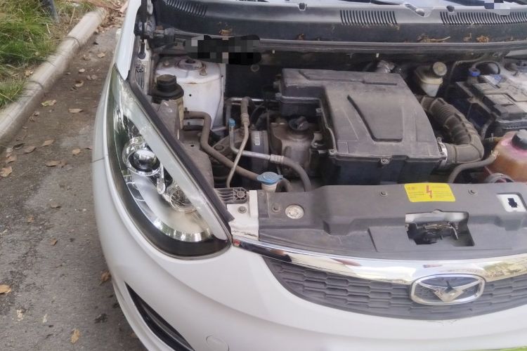 Used Cowin C3R 2015 1.5L Manual Gold Diamond Edition Engine Bay Right