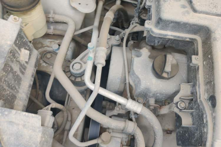 Used Cowin C3R 2015 1.5L Manual Yellow Diamond Edition Engine Bay Right