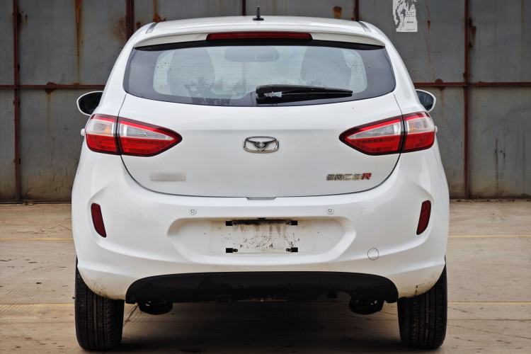 Used Cowin C3R 2015 1.5L Manual Gold Diamond Edition Exterior 5