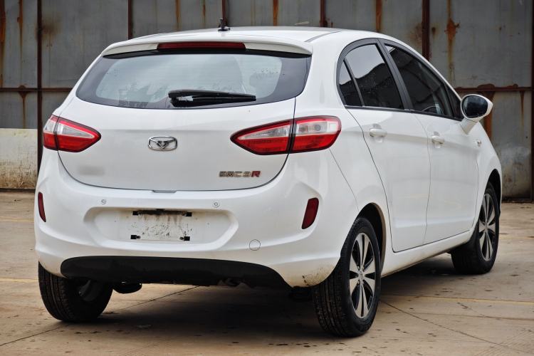 Used Cowin C3R 2015 1.5L Manual Gold Diamond Edition Exterior 6