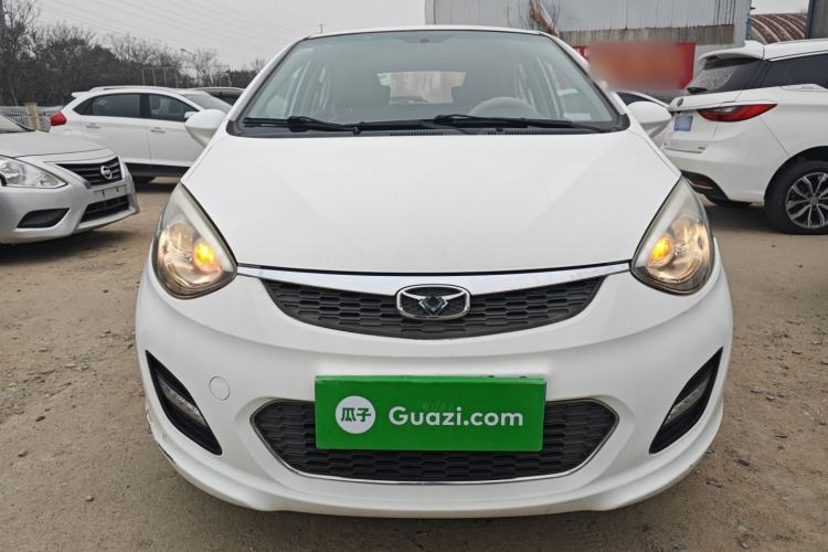 Used Cowin C3R 2015 1.5L AMT Gold Diamond Edition Front