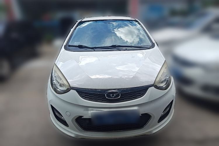 Used Cowin C3R 2015 1.5L AMT Gold Diamond Edition Front