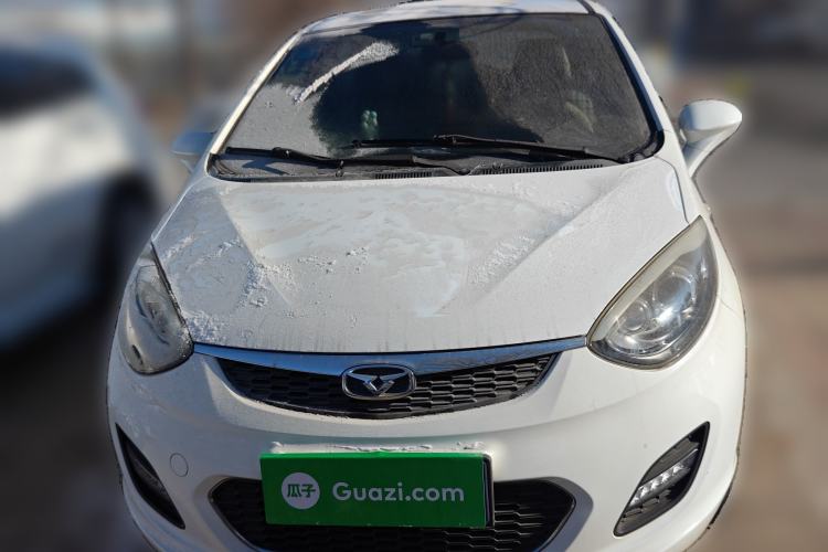 Used Cowin C3R 2015 1.5L AMT Gold Diamond Edition Front