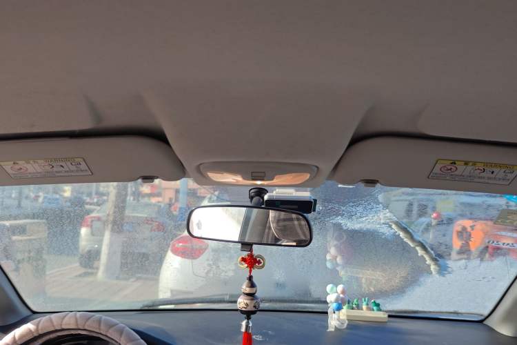 Used Cowin C3R 2015 1.5L AMT Gold Diamond Edition Headliner
