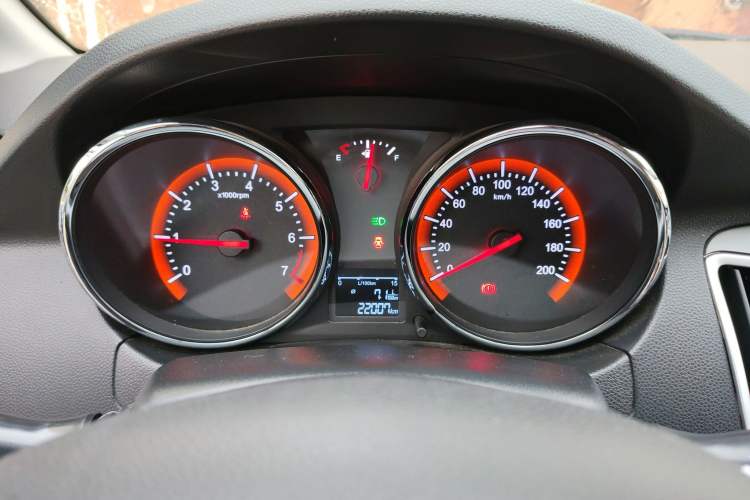 Used Cowin C3R 2015 1.5L Manual Gold Diamond Edition Instrument Cluster