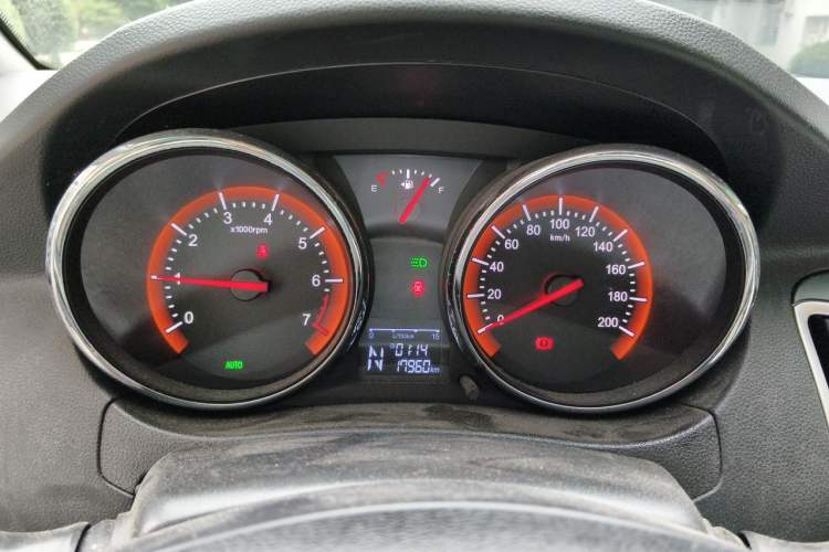 Used Cowin C3R 2015 1.5L AMT Gold Diamond Edition Instrument Cluster