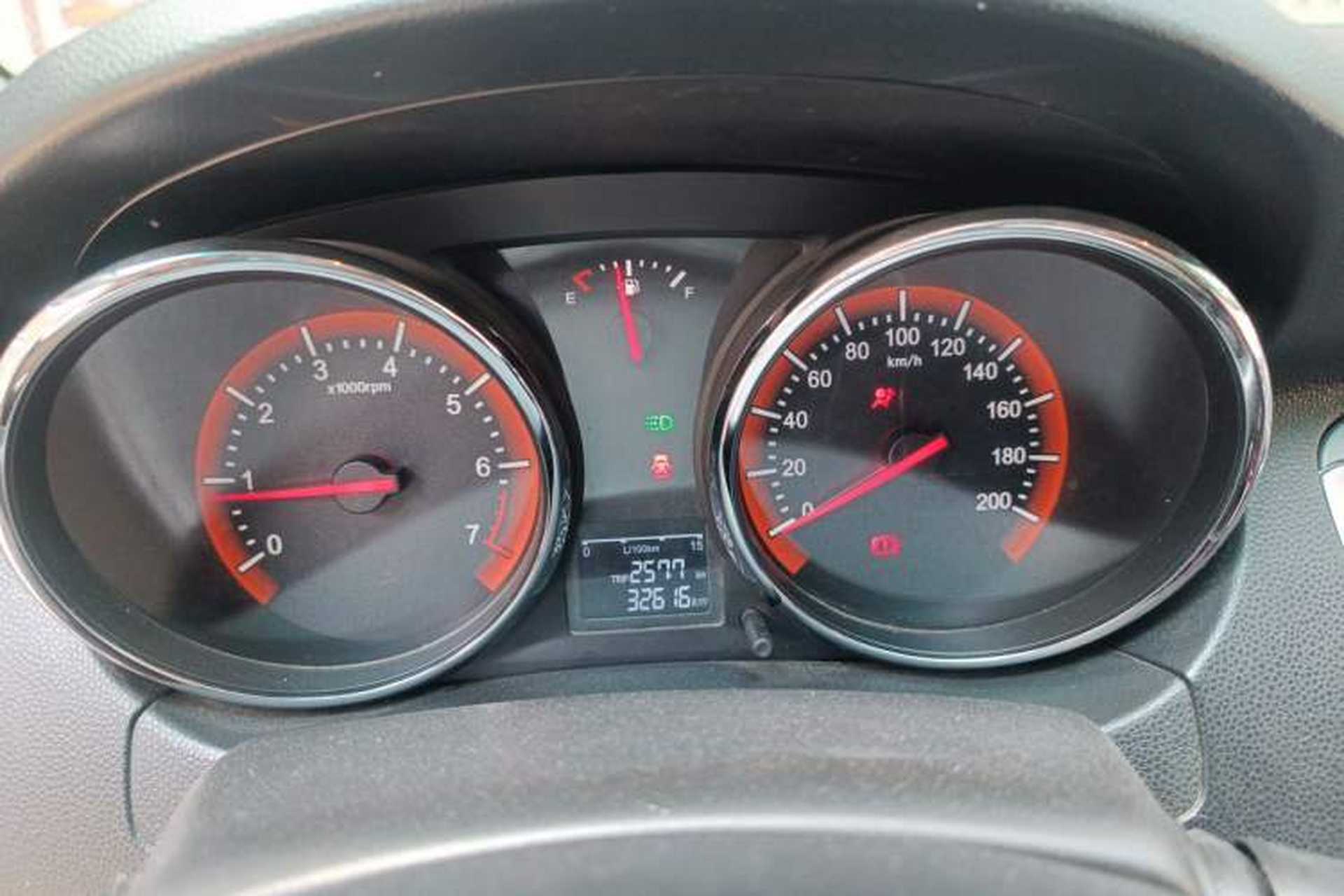 Used Cowin C3R 2015 1.5L Manual Gold Diamond Edition Instrument Cluster