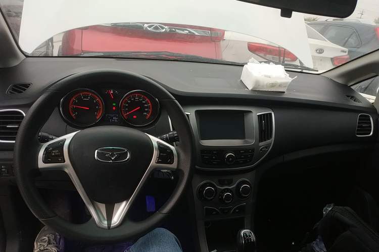 Used Cowin C3R 2015 1.5L Manual Gold Diamond Edition Interior 2