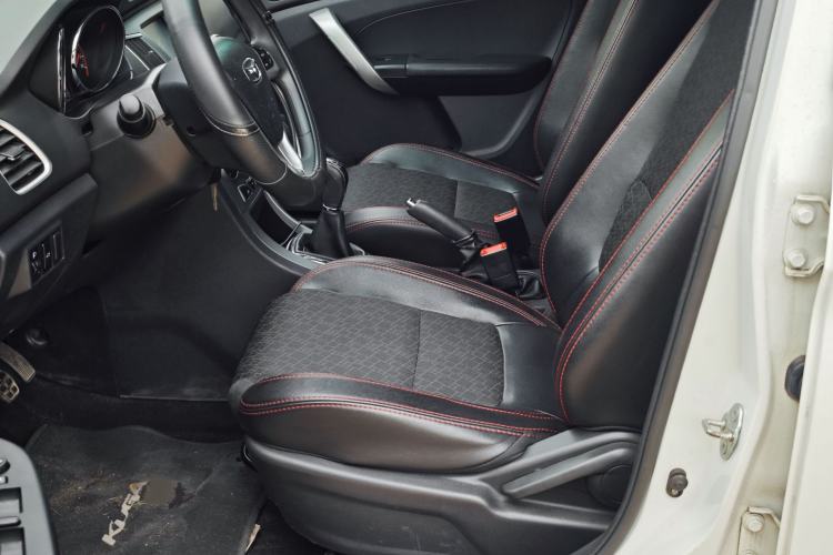 Used Cowin C3R 2015 1.5L Manual Gold Diamond Edition Left Front Seat