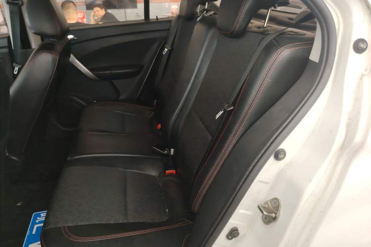 Used Cowin C3R 2015 1.5L Manual Gold Diamond Edition Left Rear Seat