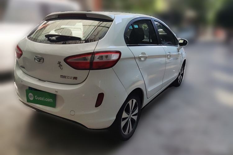 Used Cowin C3R 2015 1.5L Manual Gold Diamond Edition Rear Right 45 Deg