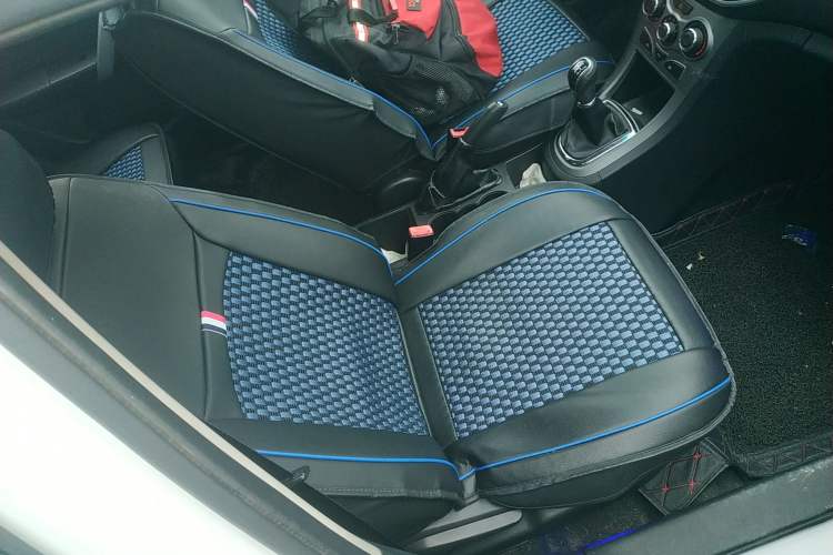 Used Cowin C3R 2015 1.5L Manual Gold Diamond Edition Right Front Seat
