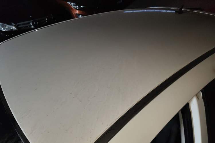 Used Cowin C3R 2015 1.5L AMT Gold Diamond Edition Roof