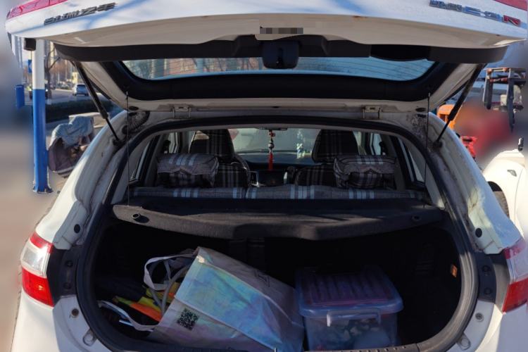 Used Cowin C3R 2015 1.5L AMT Gold Diamond Edition Trunk
