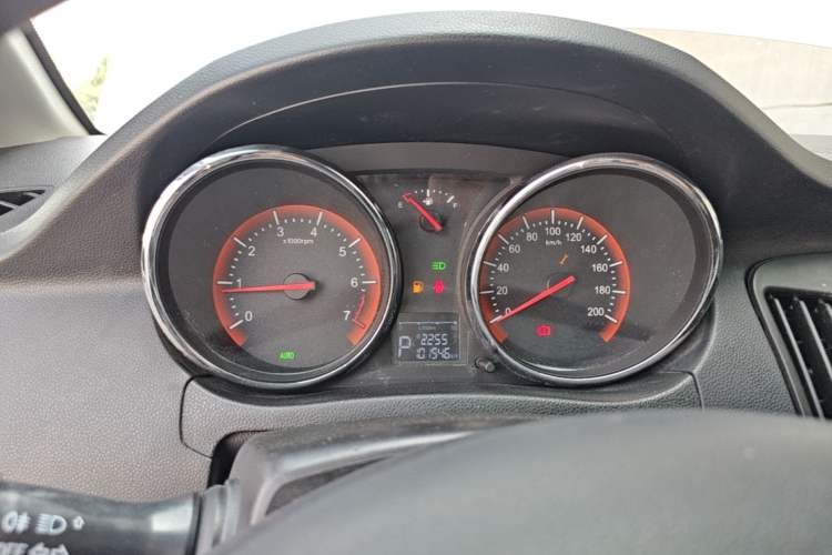 Used Cowin C3R 2016 1.5L Automatic Hongzuan Edition Instrument Cluster