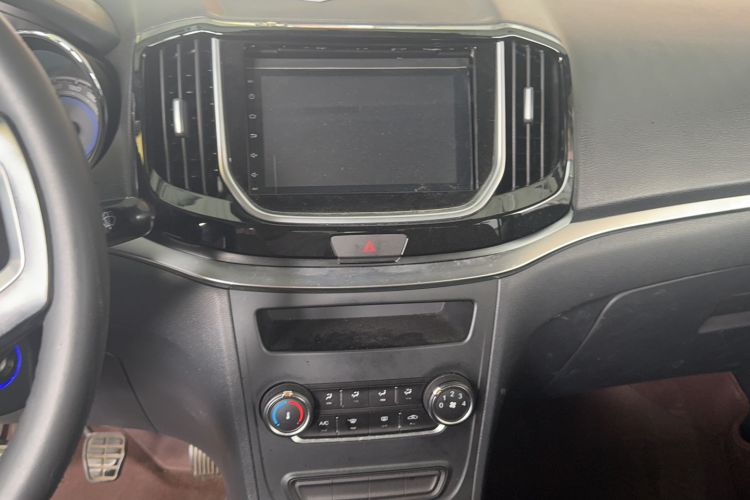 Used Cowin E3 2018 1.5L Manual Luxury Model Audio And AC Panel
